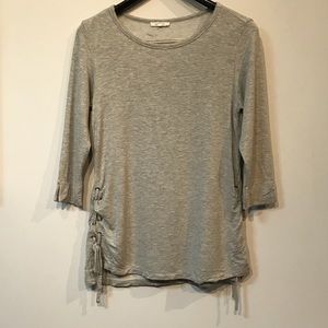 Grey sweater with laced ties by waist